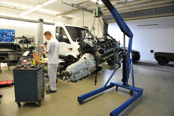 Mercedes-Benz Sprinter Ambulance - високоскоростна линейка, която подготвя Brabus 