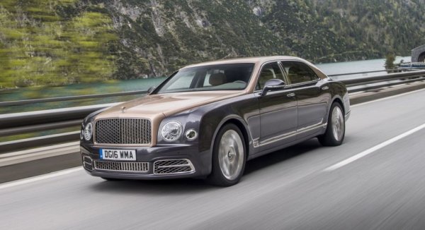Точно 91 години след дебюта си, достолепният флагман на Bentley напуска сцената, прогонен от новите екологични регулации, които не се съвместяват особено с класическия му 6.75-литров V8. Овакантеното място ще бъде заето от новото Bentley Flying Spur с неговия иновативен W12. 
