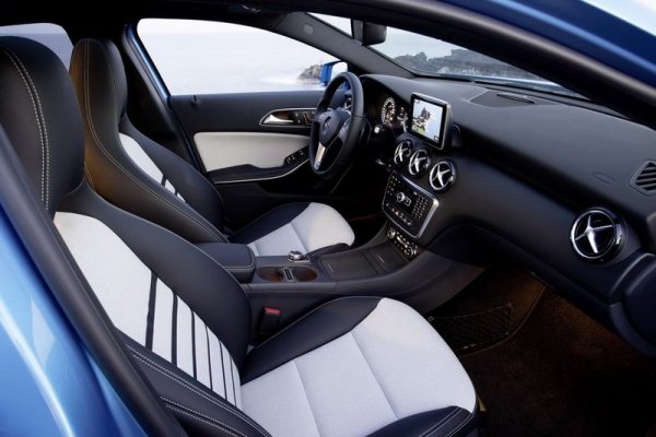 Mercedes Benz A-class 