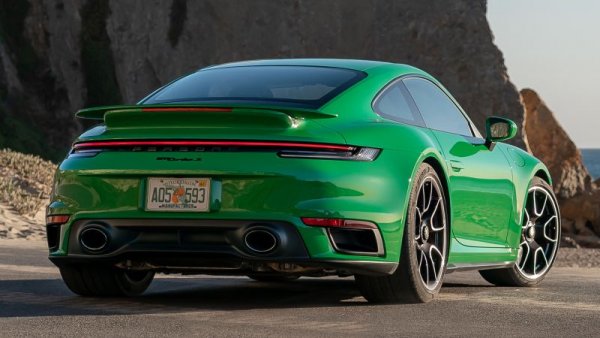 911 - 7 476
Cayenne - 6 557
Taycan - 6 044
Macan - 5 968
718/Boxster - 2 552
Panamera - 2 216