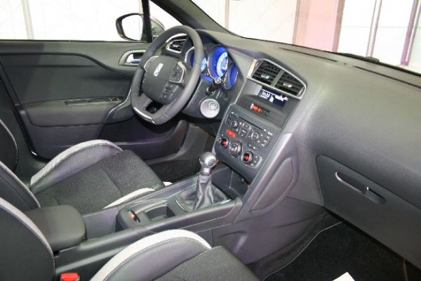 Автосалон София 2011