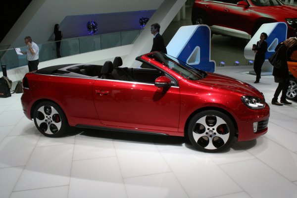 Женева 2012 / Volkswagen Golf GTI Cabriolet 