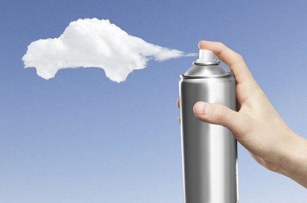 Прекаленото изстудяване може да доведе до влошаване на съдържанието, а понякога и до намаляване на налягането на опаковката. Това се отнася за всякакви аерозоли под налягане, включително спрейове за коса, освежители за въздух, бои, репеленти и др. Въпреки че това се случва рядко, не оставяйте такива неща в колата през зимата.