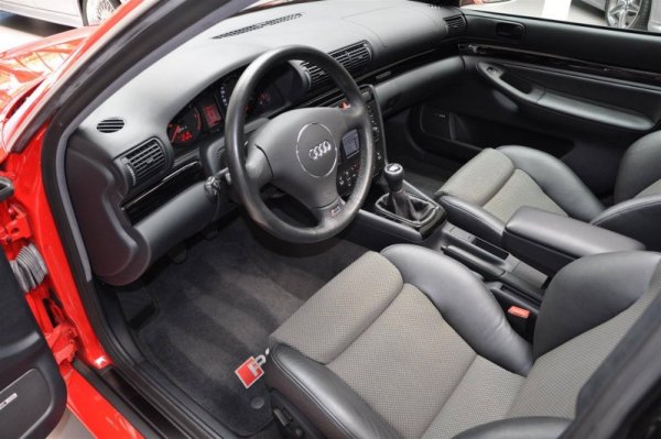Първото поколение Audi RS4