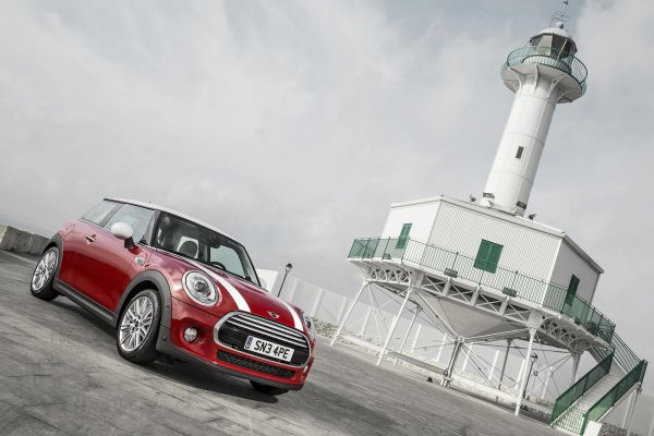Новото MINI