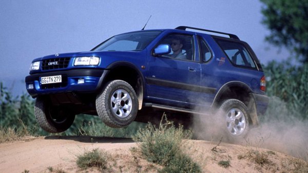 Произвеждан в две поколения между 1989 и 2004 г., това е един от многото варианти на Isuzu Rodeo, който подобно на Trooper се предлага под различни марки в цял свят. Продаван в Европа като Opel и Vauxhall, в САЩ има близнаци под бранда Chevrolet, а дори и модел, предлаган като Honda Passport.