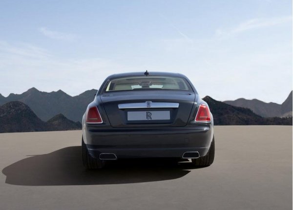 Rolls-Royce Ghost 2010