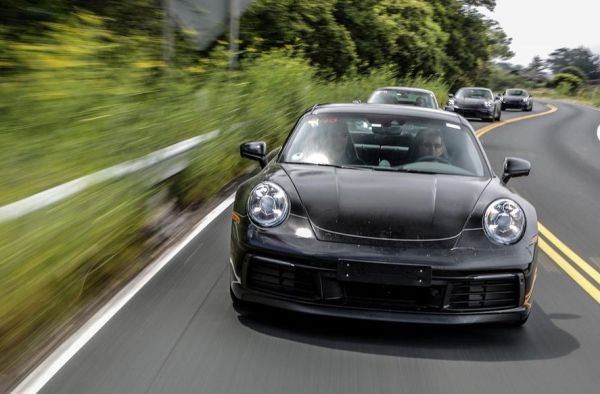 Porsche 911 (992)