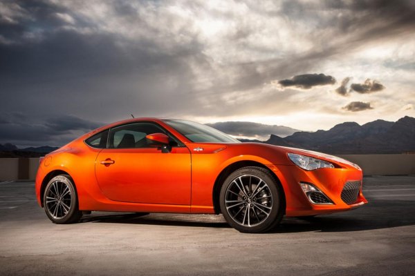 Scion FR-S