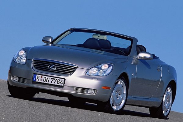 Lexus SC 430, V8, 286 к.с., от около 72 000 евро