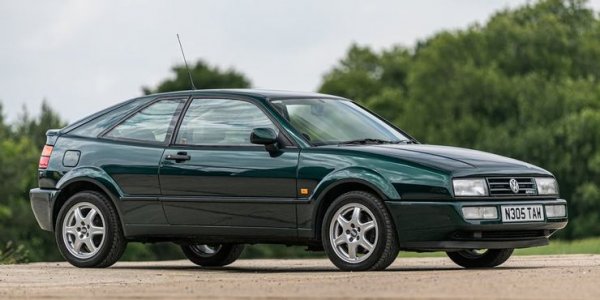 VW Corrado VR6 е недооценен хот-хеч, който никога не е привличал много внимание - както по времето на продажбата си, така и в наши дни. През последните няколко години обаче се забелязва, че и при него цените започнат да растат.

Добре запазени бройки от модела струва около 10 000 - 12 000 евро, но те са съвсем малко на брой. Този автомобил става все по-рядък и търсенето му тепърва ще се увеличава, а това означа, че е инвестицията, която си струва.