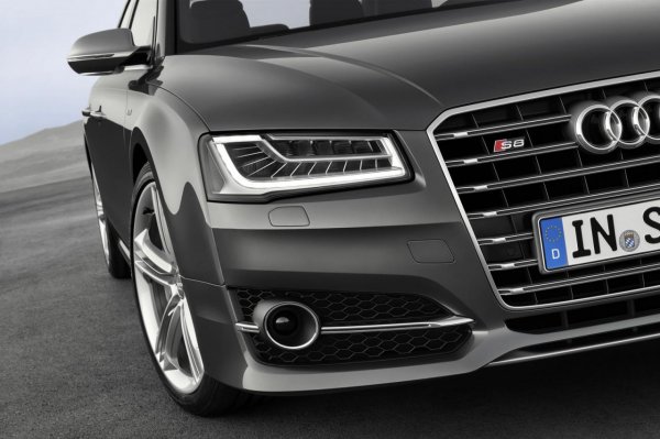 Обновените Audi A8/S8