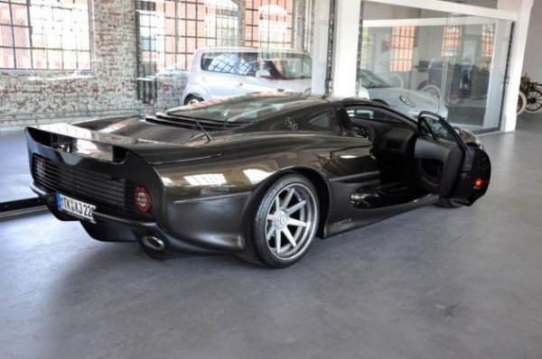 Jaguar XJ220 от Overdrive 