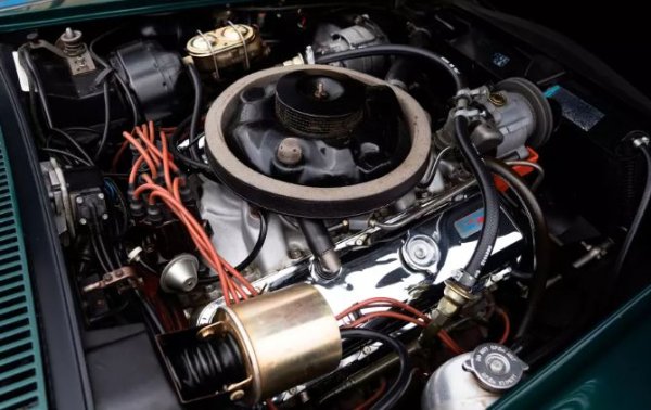 Звучи добре, но интернет-изданието enginelabs.com твърди, че инженерите на GM не са излъгали, а просто не са разкрили всичките си карти. А причината са увеличението разходи за застраховка за по-мощните мотори от този период и антисъстезателните политики на производителите от това време. При измерване на стенд двигателят показва 565 к.с. при използване на състезателно гориво и променени настройки на стартера.