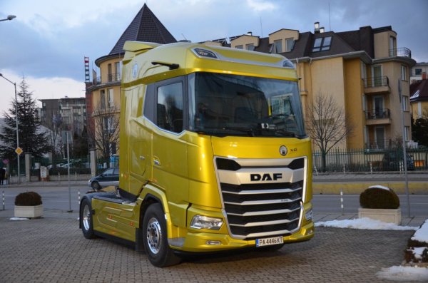 Отличието за 2022 се падна на новата генерация камиони XF, XG и XG+ на холандския производител DAF. Компанията, която в последните години е лидер и на българския пазар, е създала новата гама с отчитане на новите разпоредби на ЕС за маса и размери на товарните автомобили. Резултатът е драстично подобрена аеродинамика, разход, безопасност и комфорт на водача. Във версиите XG и XG+ кабината е удължена с цели 33 см назад, което според създателите им въвежда на практика нов сегмент на пазара.
