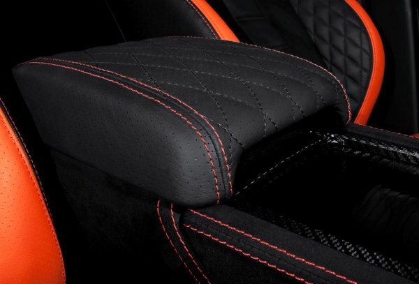 Kahn Design Vesuvius - тунингован Range Rover Evoque