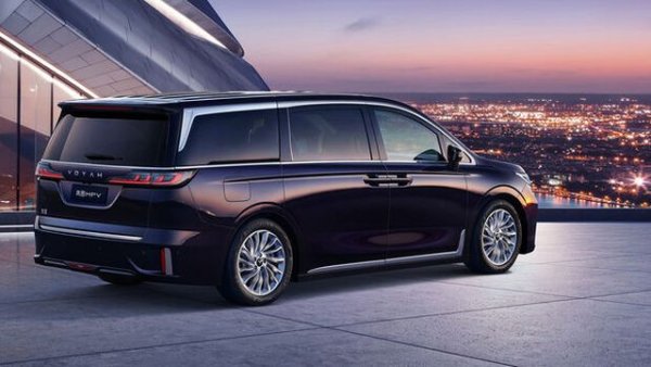 Луксозен миниван с дължина 5.32 метра, представен неотдавна от дъщерната марка на Dongfeng. 
