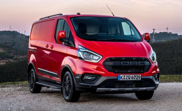 Малко над 16% спад за Ford на годишна база. Най-продавана е лекотоварната гама, и особено Transit и Transit Custom, с общо 70 регистрации. Пикапът Ranger добавя още 19 бройки. Леките автомобили са доста по-назад: Focus - 34, Puma - 17, Fiesta - 16, Ecosport - 14, Kuga - 10, Mondeo - 9. 
