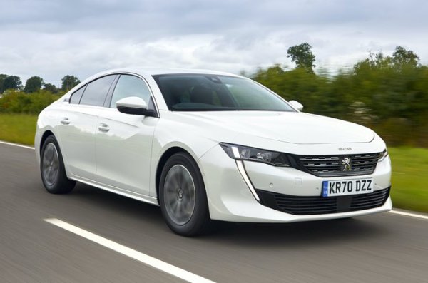 Модел - 1.5 BlueHDi Active Premium EAT8 

Каталожна цена - 31 585 лири 

Стойност при препродажба след 3 години - 12 025 лири

Запазена стойност - 38,1% 

Вече видяхме, че комби-версията 508 SW,губи стойност по-бързо от повечето други автомобили в продажба. Обикновеният Peugeot 508 е още по-лош, особено когато е оборудван със същия 1,5-литров дизелов двигател. Най-малкото този двигател трябва да е икономичен. 