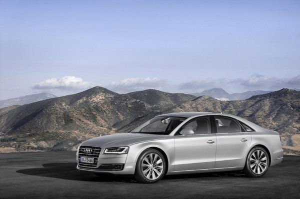 Обновените Audi A8/S8