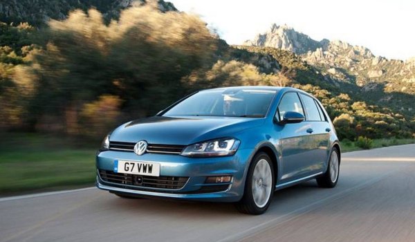 Процент повреди: 17,6%
Среден пробег: 132,000 км

Шестото поколение на Golf (Typ 5K) живя удивително кратко - малко над 4 години - не защото не го биваше, а защото Volkswagen бързаше да въведе новата модулна платформа MQB. От края на 2012 на пазара в Европа вече бе Golf 7. Положителен аспект от тази промяна бе, че VW се отказа от злополучните ангренажни вериги при 1.2 и 1.4 и върна ремъка, с което голяма част от сериозните проблеми с тези мотори отпаднаха. Повече слаби места има при двулитровите мотори: с междинния охладител и рециркулацията на газовете при 2.0 TDI, и с течове от охладителната система при 2.0 TSI. Имаше сервизни акции заради горивната рейка при 1.4 TSI (недостатъчно добро закрепване, тръбичките могат да се извадят), и за подмяна на блока за управление на светлините. 
