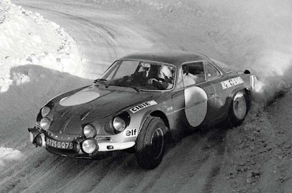 В трите години преди създаването на Световния рали шампионат има Международен шампионат за производители. Alpine печели с A110 в пет от седемте кръга през 1970 година -  с един повече от Porsche. Но до края немците бият наред. Така Alpine завършва на второ място в серията с 26 точки спрямо 28 на германския си съперник.

Формата на Porsche спада драстично през 1971 година и този път Alpine е краен победител пред Saab. A110 почти не се включва в ICM от 1972 година. Това дава път на Lancia Fulvia, но италианците ще бъдат засенчени от нещо още по-голямо.