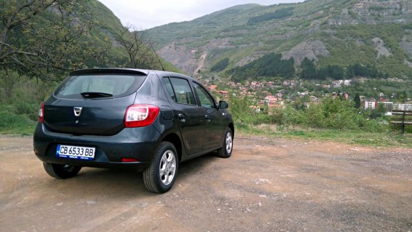 Dacia Sandero TCe 90 с трансмисия Easy-R