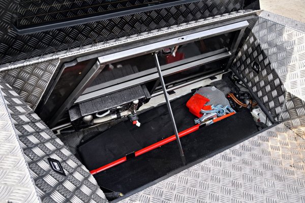 Противно на слуховете, които се разпространяваха преди официалната премиера на пикапа M3 през 2011 г., когато той беше заснет по време на тестове на Нюрбургринг, този проект не беше доразвит. Автомобилът обаче е получил разрешително за движение, за да може да помага на BMW M GmbH.
