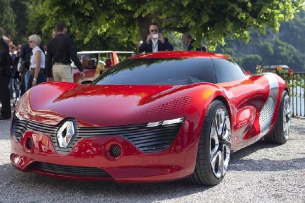 Кадри от конкурса за дизайн Concorso d&rsquo;Eleganza Villa d&rsquo;Este 2011.