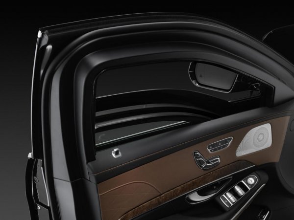 Mercedes-Benz S600 Guard 