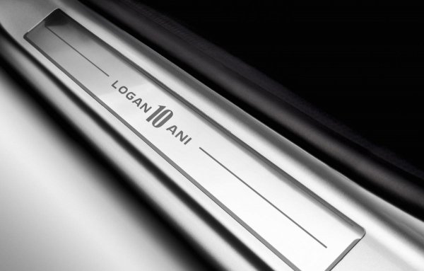 Dacia Logan 10th Anniversary Edition 