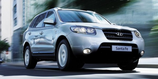 Според експерти именно с този модел през 2007 г. корейците показаха, че могат да се конкурират с именитите производители от Европа и Япония. В същото време те признават, че по онова време кросоувърът не е перфектен в управлението, което обаче се компенсира от просторния 7-местен салон, мощния дизелов двигател и широката гама от оборудване.