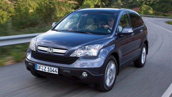 Години - 2006-2012

В кой автомобил се монтира - Honda CR-V

Среден пробег до сериозен ремонт - 200 000 км

Honda традиционно използва свои автоматични трансмисии. И съдейки по третото поколение на CR-V, това решение е правилно. Кросоувърът получи петстепенна автоматична скоростна кутия с планетарен дизайн без вал. Тя е много надеждна, особено ако сменяте маслото и филтъра поне на всеки 45 000 километра. Препоръчително е да използвате оригинални.
