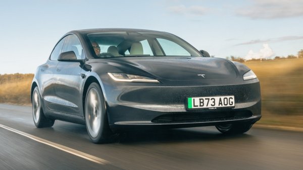 1. Tesla Model 3 - 26,089 (36.8%)
2. VW Passat - 18,439 (13.5%)
3. Skoda Superb - 10,808 (-12.4%)
4. Peugeot 408 - 6,044 (24.0%)
5. VW Arteon - 4,517 (-28.0%)
6. Peugeot 508 - 2,968 (-13.5%)
7. Hyundai Ioniq 6 - 2,627 (39.1%)
8. Subaru Outback - 2,293 (38.7%)
9. Toyota Camry - 2,138 (34.0%)
10. VW ID.7 - 1,876 (3079.7%)
ОБЩО ЗА СЕГМЕНТА - 83,233 (7.3%)
