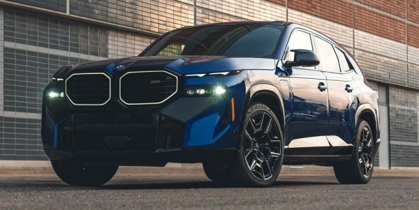 1. BMW XM - 913 (440.2%)
2. Lamborghini Urus - 639 (21.7%)
3. Audi R8 - 352 (225.9%)
4. Lamborghini Huracan - 348 (35.9%)
5. Ferrari Purosangue - 315 (2000.0%)
6. Aston Martin DB12 - 292 (0.0%)
7. Bentley Bentayga - 283 (-20.7%)
8. Ferrari Roma - 276 (34.0%)
9. Mercedes AMG GT - 256 (524.4%)
10. Aston Martin DBX - 233 (-23.4%)
ОБЩО ЗА СЕГМЕНТА - 5,887 (28.2%)
