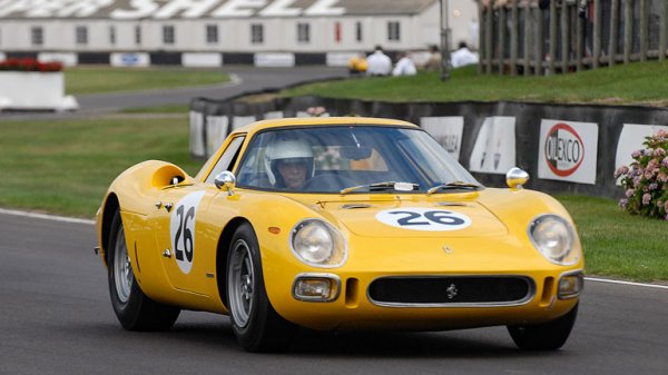 250 LM е берлинета версията на 250P, с която споделя шасито и леко модифицираната трансмисия. Моделът обаче не успява да спечели одобрението на FIA като Grand Tourer. В резултат на това автомобилът е принуден да се състезава като прототип, което се отразява на продажбите му. Въпреки това, все още постига слава в ръцете на много известни пилоти и през 1966 г. най-накрая получава официално признание. Шасито номер 6313 е предпоследното направено 250 LM и е продадено ново на състезателния отбор Ecurie Francorchamps през 1965 г. Тимът участва с него в "24-те часа на Льо Ман", като завършва на второ място.