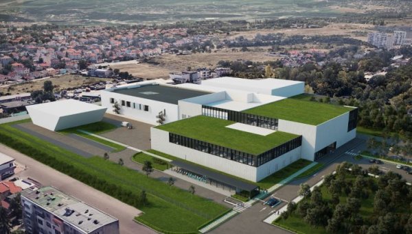 "Ние сме много щастливи от факта, че главната ни производствена локация е в София. Една от причините е, че България има богата традиция в областта на микроелектрониката. Тук имаме много хора с експертиа и опит в това поле. Затова и решихме да разширим базата тук, и да утроим производствения й капацитет. Днес в съществуващата фабрика тестваме по 700 милиона устройства всяка година. С новия комплекс вече ще можем да тестваме по 2 милиарда. Melexis е много иновативна компания, която постоянно разработва нови продукти. Вече имаме голям развоен и изследователски екип в София, и смятаме да го разширим още. Третата причина да изградим новия център е нуждата от складови площи. Затова през 2018 решихме да инвестираме 75 милиона евро за петгодишен период. През 2022 ще наемем още 150-160 души в добавка към 600-те служители, които вече имаме". 
