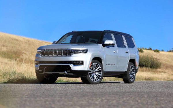 Stellantis се държи добре благодарение на мексиканското производство на Jeep и Ram и доброто ниво на съдържание, базирано на споразумението с USMCA. Той вече има гъвкава структура, предназначена за северноамериканския пазар. Нейната устойчивост е сред най-високите при големите световни групи