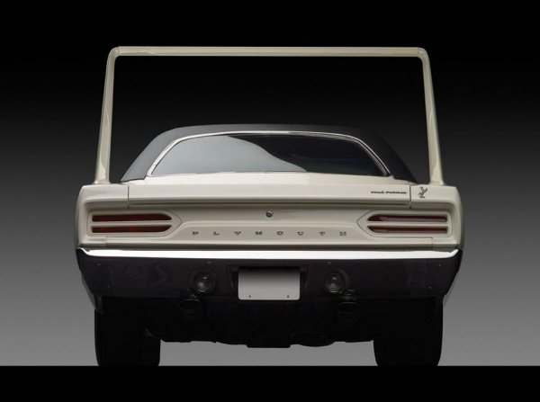 Plymouth Road Runner Superbird