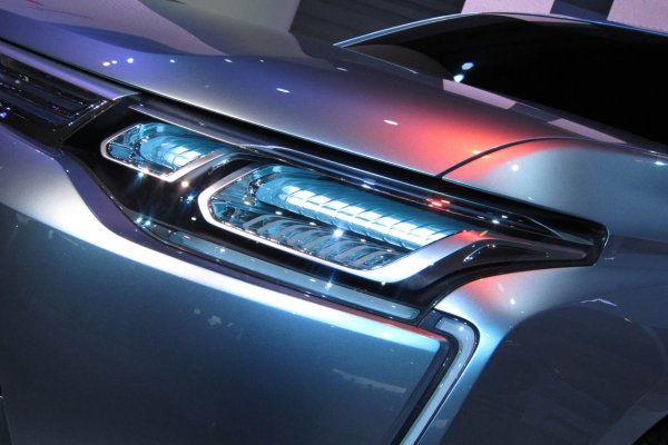 Токио 2011 - Mitsubishi PX-MiEV II