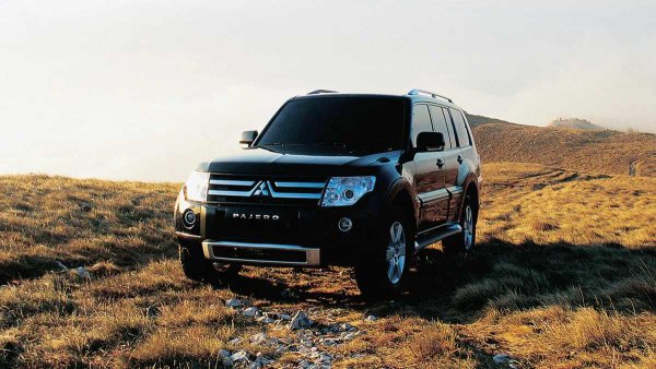 Години на производство: 1986-2018

На кои модели се монтира: Mitsubishi 3000GT, Diamante, Galant, Eclipse, L200, Pajero, Pajero Sport, Delica; Chrysler New Yorker, Town & Country; Dodge Caravan, Stratus, Stealth

Семейството шестцилиндрови двигатели Mitsubishi 6G7 се появява през 1986 година. От петте варианта с различни работни обеми, трилитровият 6G72 става най-популярен. Във версията с директно впръскване на гориво GDI той развива мощност до 240 к.с.
