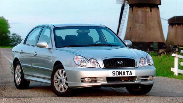Години на производство: 1999-2012

На кои модели се монтира: Hyundai Coupe, Sonata, Santa Fe, Tucson, Trajet; Kia Magentis, Opirus, Sportage

Корейците също знаят как да правят надеждни "шестаци". Доказателство е в 2,7-литровия G6BA. Този алуминиев V6 е разработен от Hyundai, за да замени G6AV, който по същество е клонинг на Mitsubishi 6G73. Двигателят използван в топ модификации, като Sonata, Magentis, Santa Fe и Tucson.
