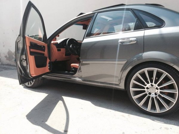 Преобразен Chevrolet Lacetti 