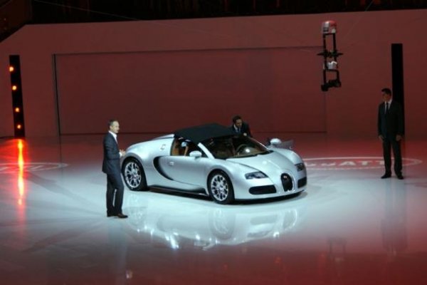 Bugatti Veyron Grand Sport / Автомобилен салон Париж 2008