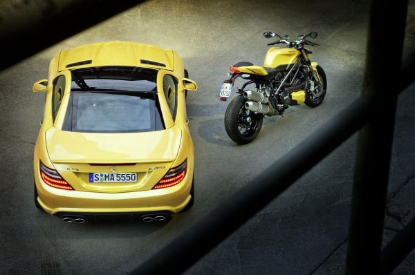 Mercedes SLK 55 AMG Streetfighter - разработка на AMG и Ducati 