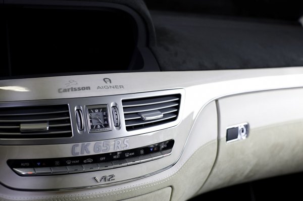 Цената на доработената от Carlsson S-Класа започва от 390 000 евро. 