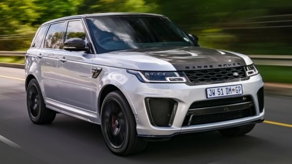 Застрахователят LV= отказва да застрахова този модел. При други компании застрахователната премия е поскъпнала до средно 870 лири. В черния списък е и хибридната версия на Sport. 
