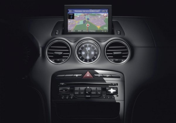 Peugeot RCZ 2013