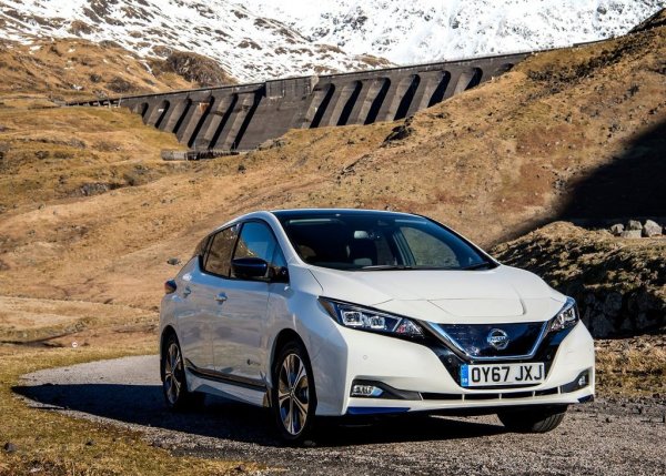 Пробег - 206 км, с 1 кВтч изминава 4,5 км
