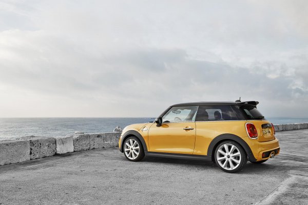 Новото MINI
